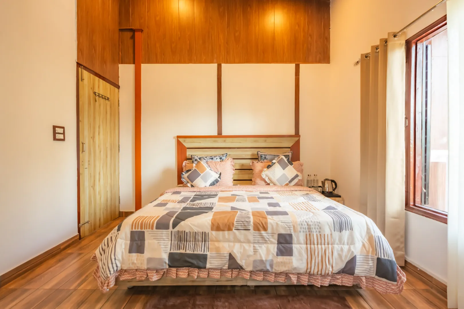 7 BHK Villa with Pool — photo 26