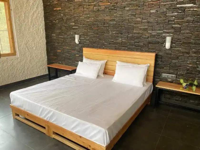 Elegant Rooms with Balcony & Himalayan View — photo 18