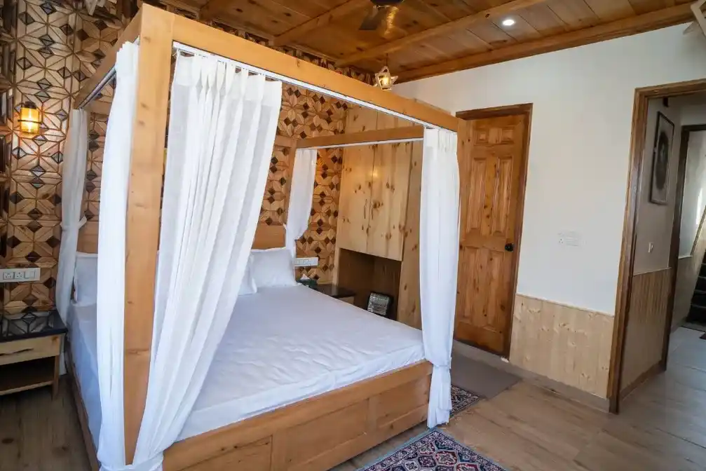 2BHK + 1BHK Hillside Stay — photo 7