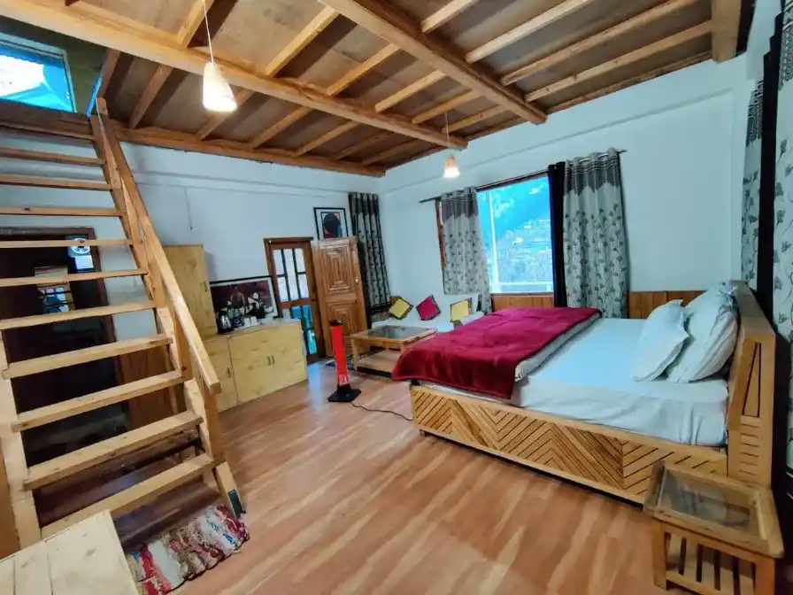 Riverside Homestay with Book Cafe — photo 23