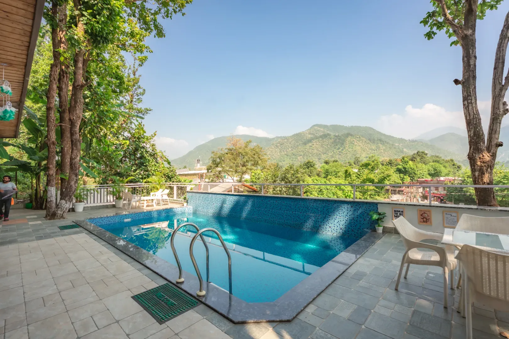 7 BHK Villa with Pool — photo 3