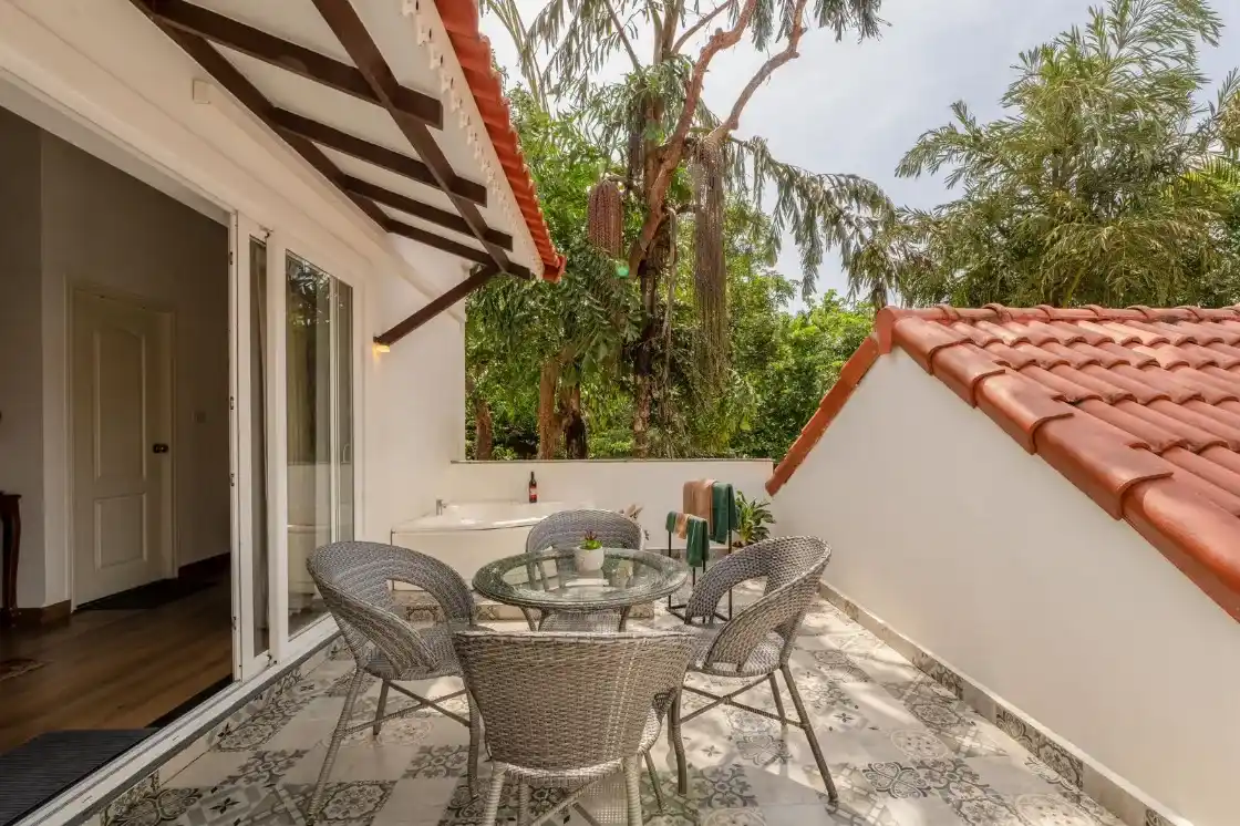 3 BHK Duplex in Assagao | Private Jacuzzi & Pool Access — photo 3