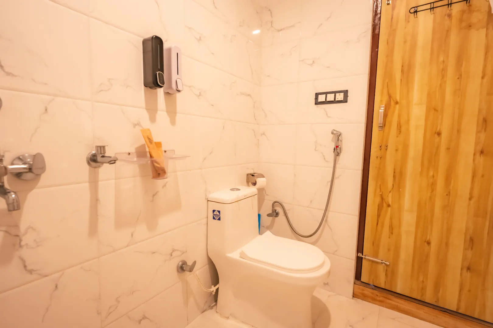 7 BHK Villa with Pool — photo 37