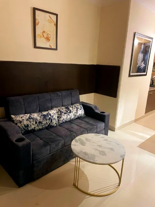 Elegant 1BHK with infinity pool in Aloha — photo 18