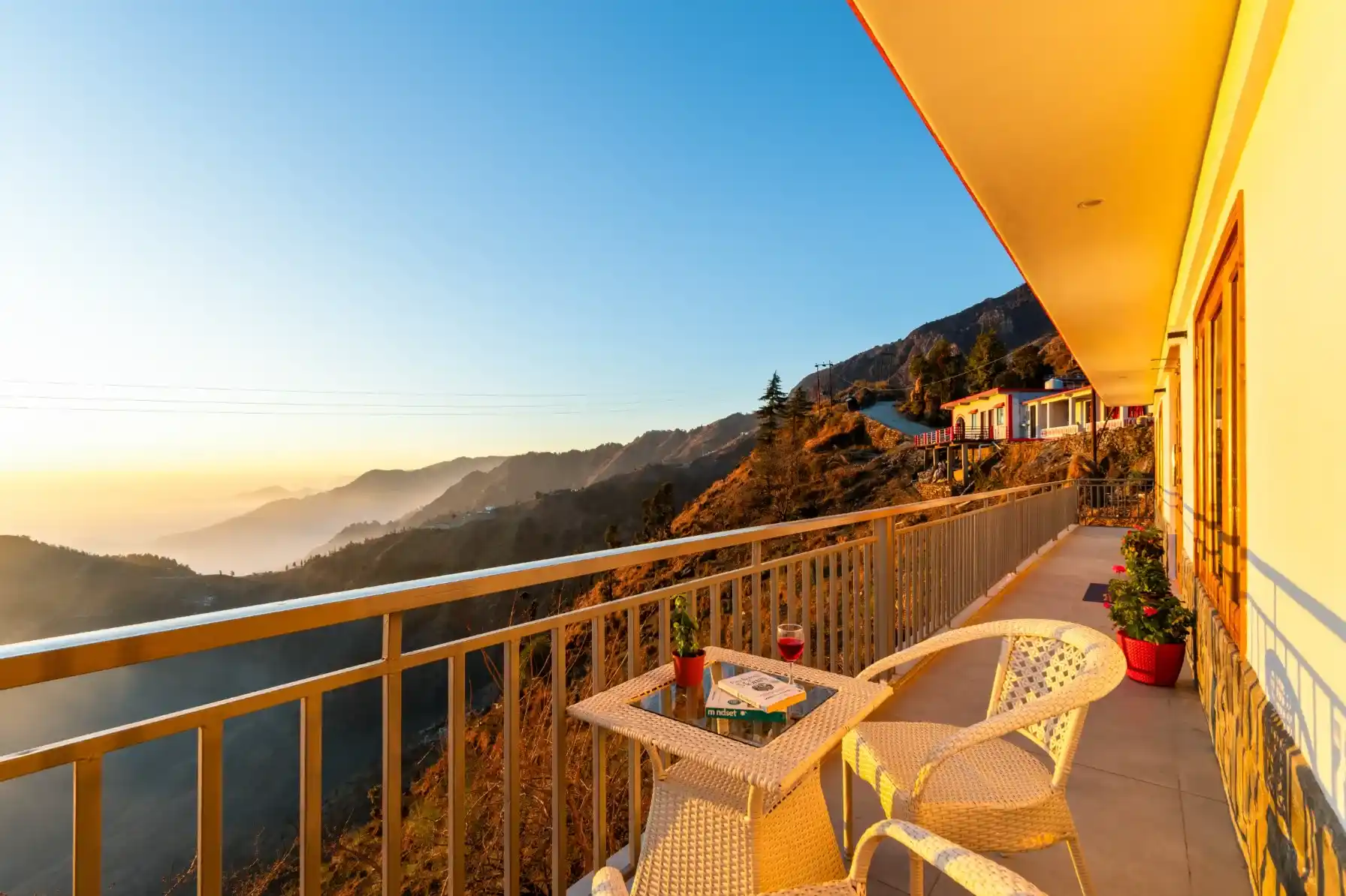 3BHK with Winterline View — photo 2