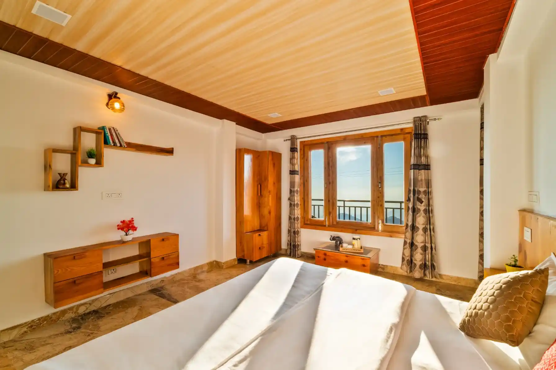 3BHK with Winterline View — photo 11