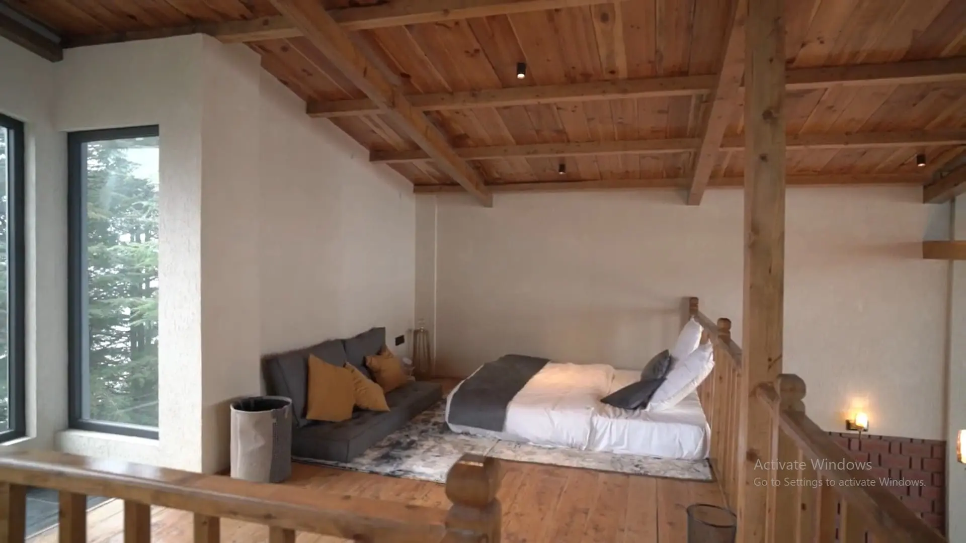 Luxury Home on Hilltop — photo 25
