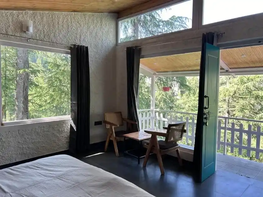 Elegant Rooms with Balcony & Himalayan View — photo 15