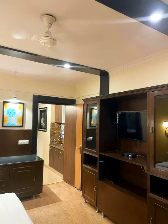 Elegant 1BHK with infinity pool in Aloha — photo 19