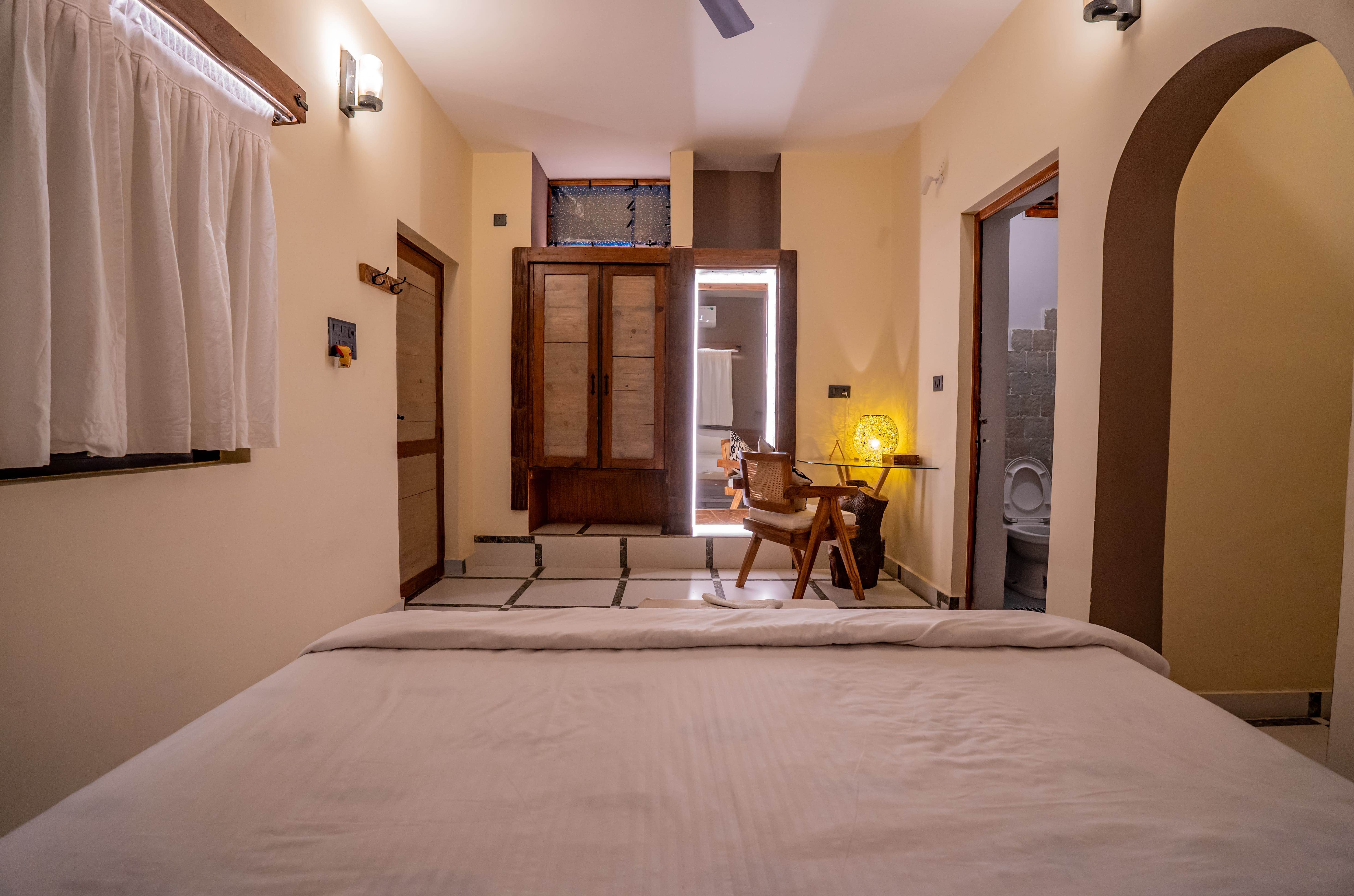Yoga & Wellness retreat - Mountain View Family Room — photo 12