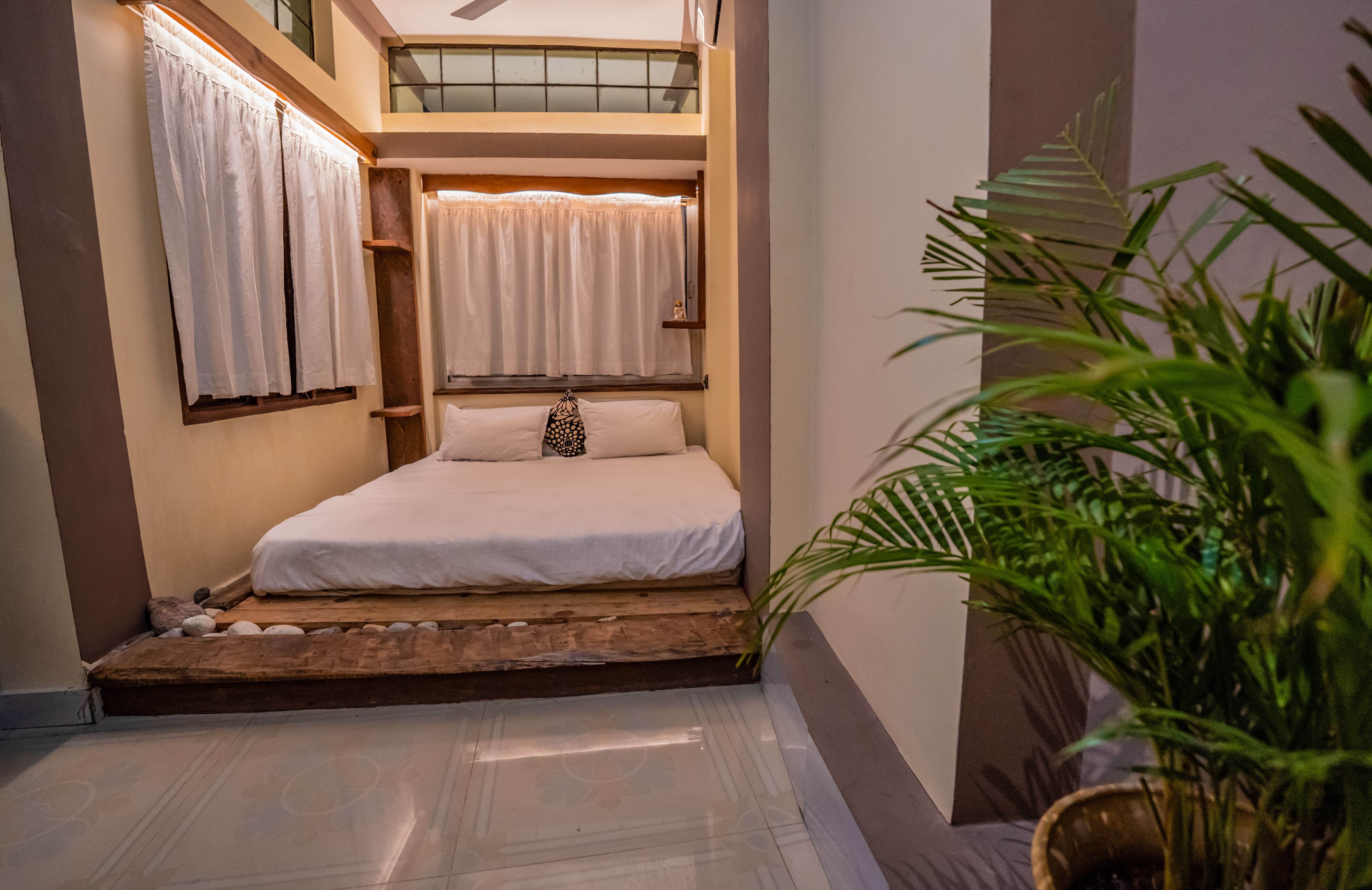 Yoga & Wellness retreat - Mountain View Family Room — photo 14