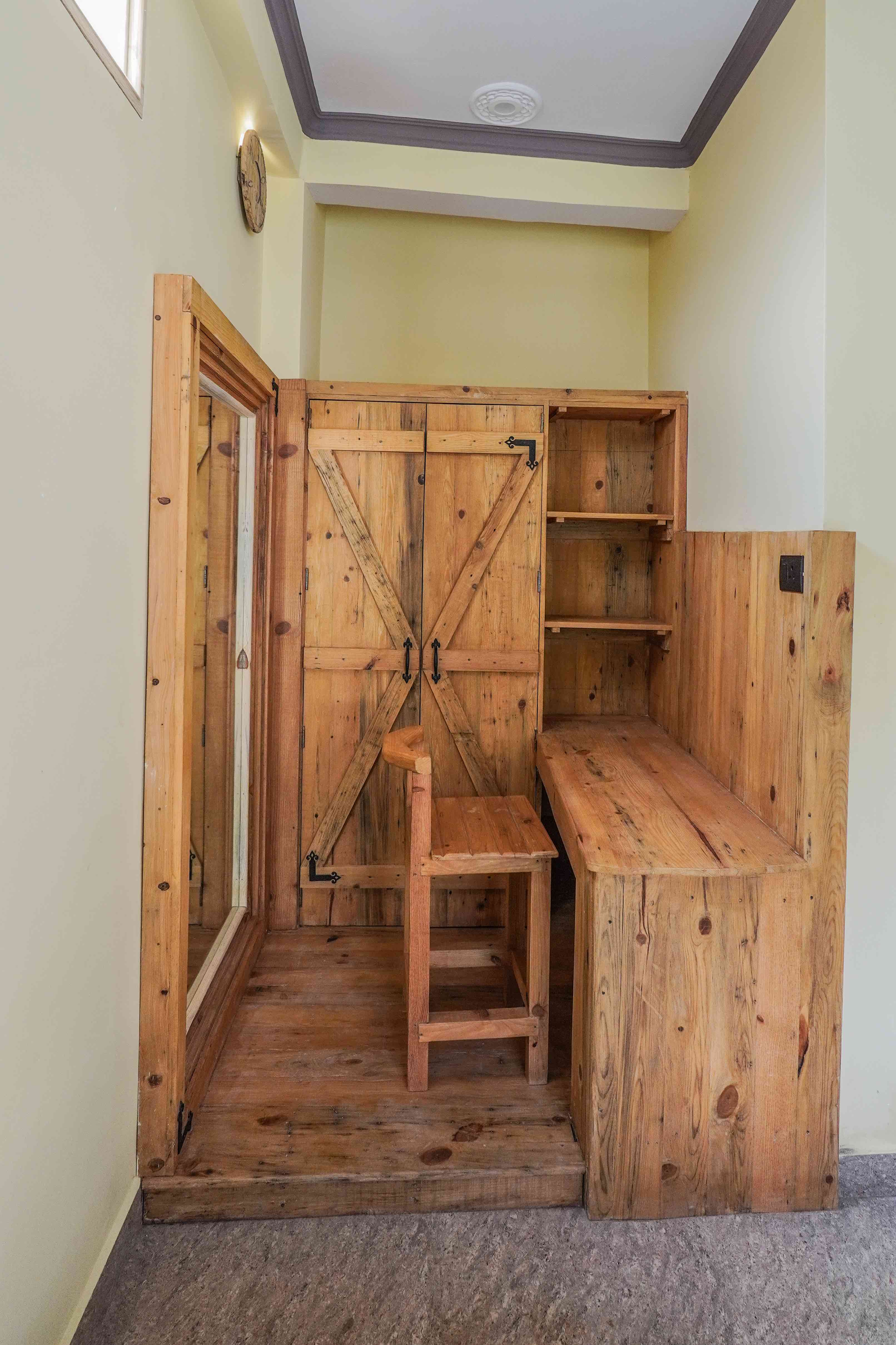 Yoga & Wellness retreat - Mountain View Terrace Room — photo 17