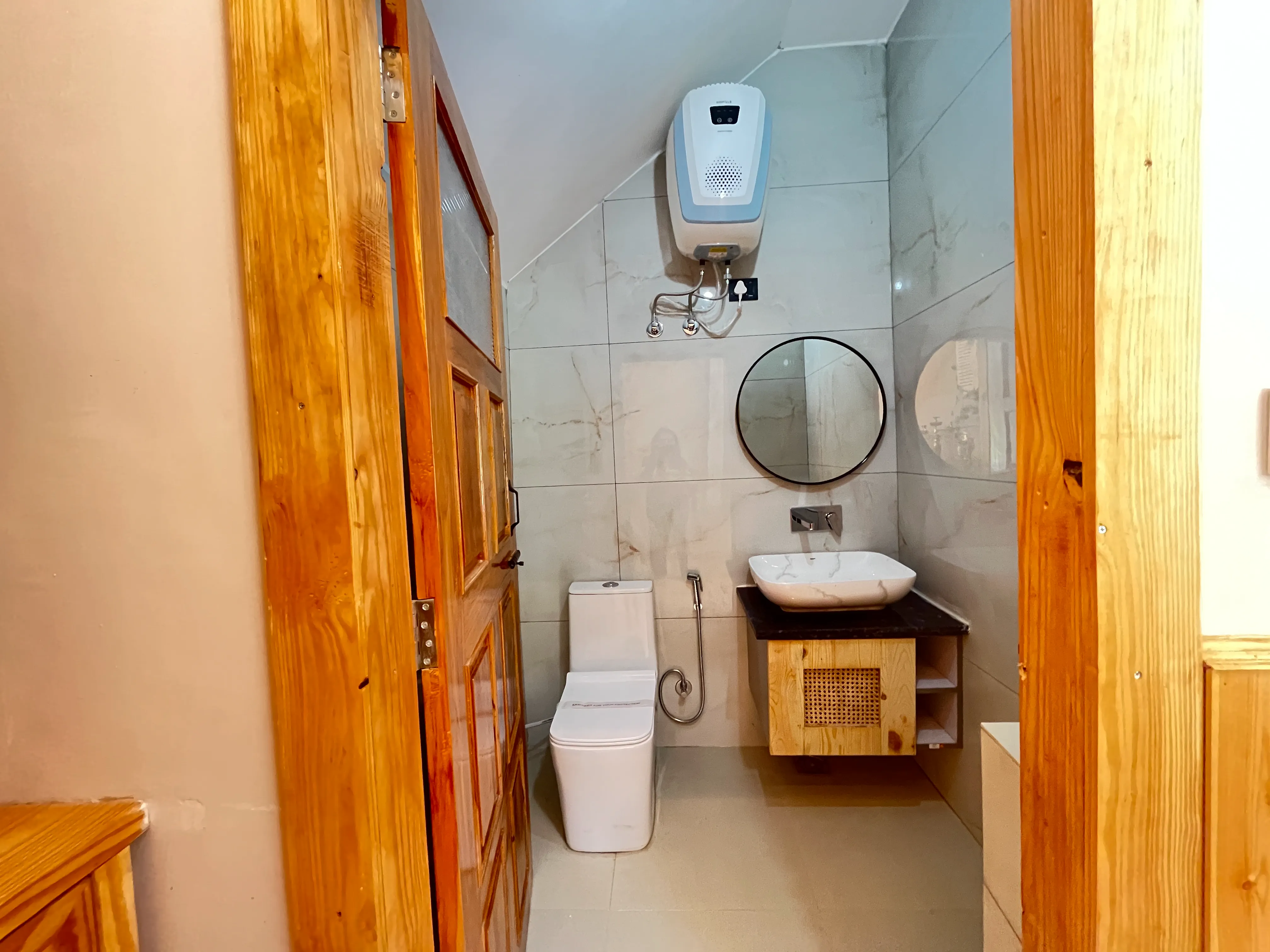 Riverfront 3 Luxury Suites Villa  — photo 34